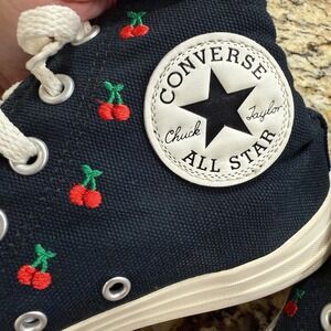 Converse Chuck Taylor All Star Women 7.5 Black Cherry Embroidered High Top